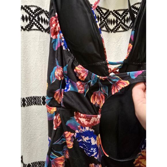Modcloth floral one piece swimsuit deep v-neck open back XL - Picture 8 of 10